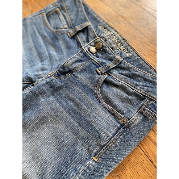 AMERICAN EAGLE OUTFITTERS ‘Artist Crop Stretch’ Low-Rise Jeans sz 2 - Picture 3 of 10